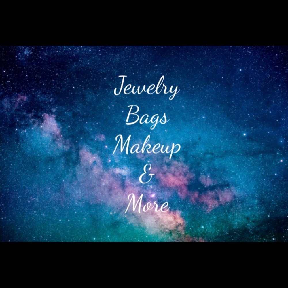 Women’s Accessories